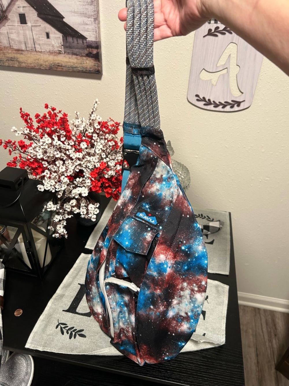 Kavu Men's Galaxy Sling in Blue Red Black